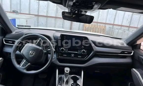 Acheter Neuf Voiture Toyota Highlander Blanc à Lomé, Togo Acheter Neuf Voiture Toyota Highlander Blanc à Lomé, Togo