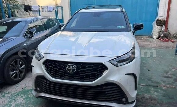 Acheter Neuf Voiture Toyota Highlander Blanc à Lomé, Togo Acheter Neuf Voiture Toyota Highlander Blanc à Lomé, Togo