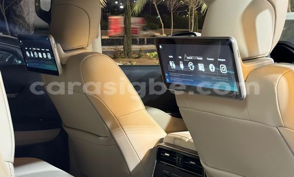 Acheter Occasion Voiture Toyota Land Cruiser Blanc à Bassar, Togo Acheter Occasion Voiture Toyota Land Cruiser Blanc à Bassar, Togo