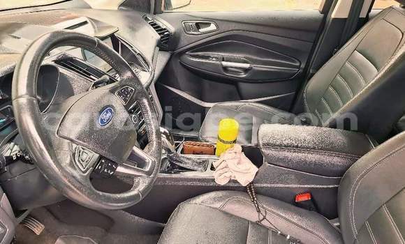 Acheter Occasion Voiture Ford Escape Blanc à Sokodé, Togo Acheter Occasion Voiture Ford Escape Blanc à Sokodé, Togo