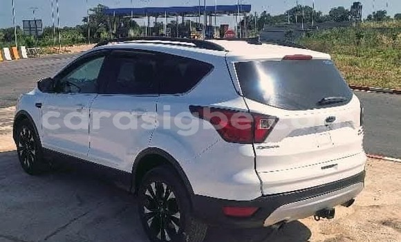 Acheter Occasion Voiture Ford Escape Blanc à Sokodé, Togo Acheter Occasion Voiture Ford Escape Blanc à Sokodé, Togo