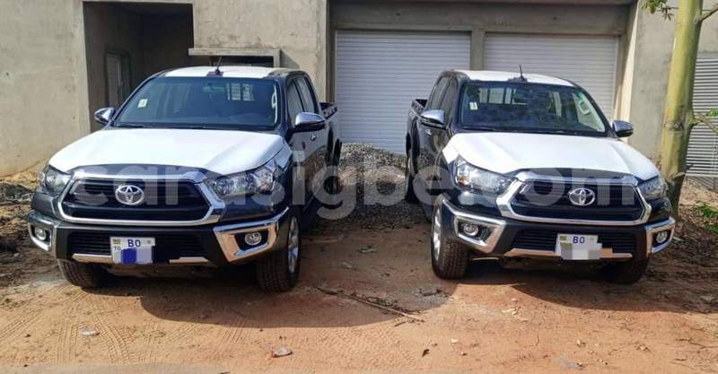 Big with watermark toyota hilux togo lome 9735