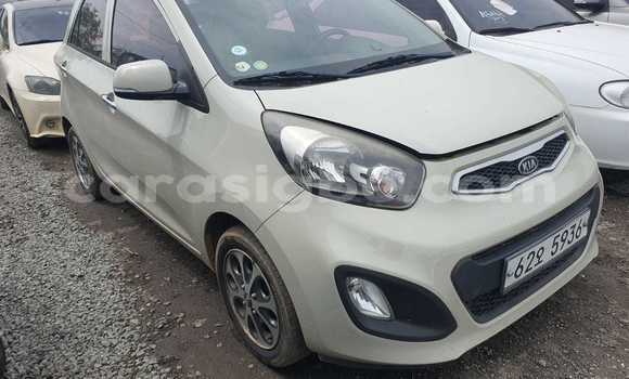 Acheter Import Voiture Kia Morning Bleu à Lomé, Togo Acheter Import Voiture Kia Morning Bleu à Lomé, Togo