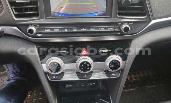 Buy Used Hyundai Elantra Blue Car in Lome in Maritime Buy Used Hyundai Elantra Blue Car in Lome in Maritime