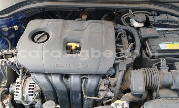 Buy Used Hyundai Elantra Blue Car in Lome in Maritime Buy Used Hyundai Elantra Blue Car in Lome in Maritime