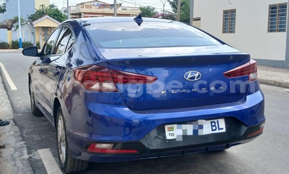Buy Used Hyundai Elantra Blue Car in Lome in Maritime Buy Used Hyundai Elantra Blue Car in Lome in Maritime