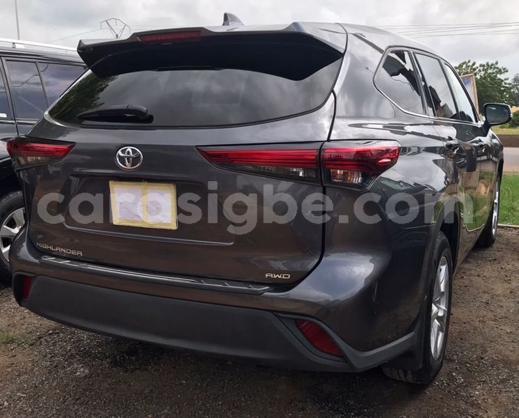 Big with watermark toyota highlander togo lome 9761