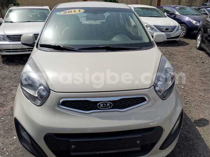 Big with watermark kia picanto togo lome 9767