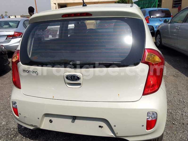 Big with watermark kia picanto togo lome 9767