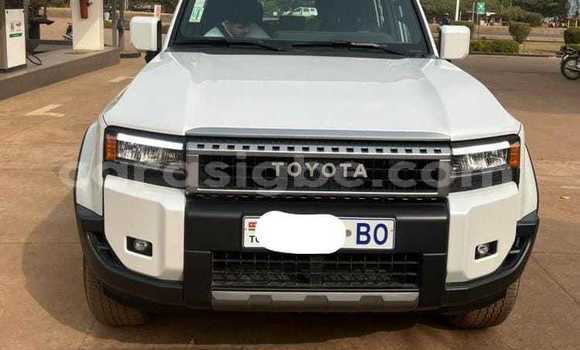 Acheter Neuf Voiture Toyota Land Cruiser Prado Blanc à Lomé, Togo Acheter Neuf Voiture Toyota Land Cruiser Prado Blanc à Lomé, Togo