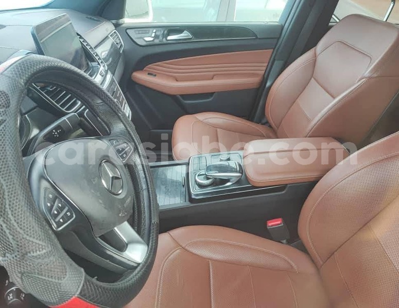 Big with watermark mercedes benz gle togo lome 9784