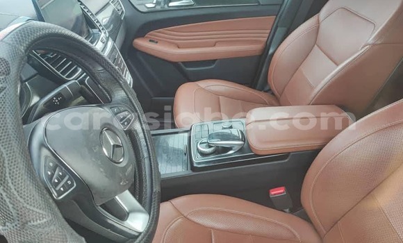Acheter Occasion Voiture Mercedes‒Benz GLE Blanc à Lomé, Togo Acheter Occasion Voiture Mercedes‒Benz GLE Blanc à Lomé, Togo