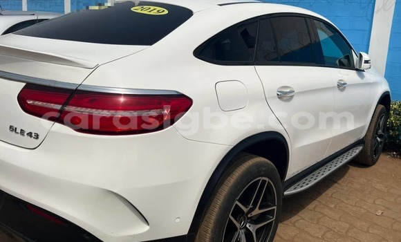 Acheter Occasion Voiture Mercedes‒Benz GLE Blanc à Lomé, Togo Acheter Occasion Voiture Mercedes‒Benz GLE Blanc à Lomé, Togo