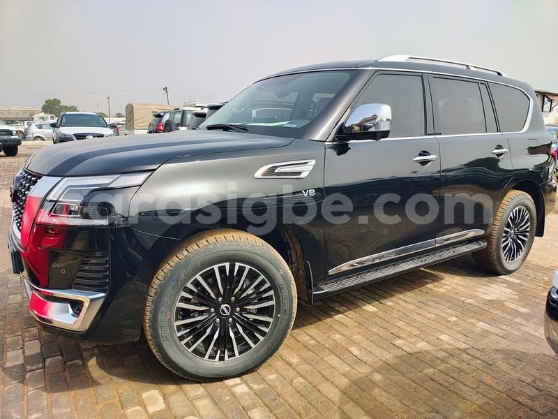 Big with watermark nissan patrol togo lome 9788