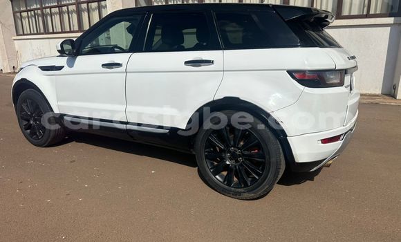 Buy Used Range Rover Range Rover White Car in Lome in Togo Buy Used Range Rover Range Rover White Car in Lome in Togo