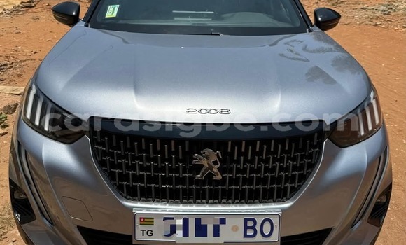 Acheter Occasion Voiture Peugeot 2008 Gris à Lomé, Togo Acheter Occasion Voiture Peugeot 2008 Gris à Lomé, Togo