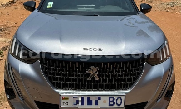 Acheter Occasion Voiture Peugeot 2008 Gris à Lomé, Togo Acheter Occasion Voiture Peugeot 2008 Gris à Lomé, Togo