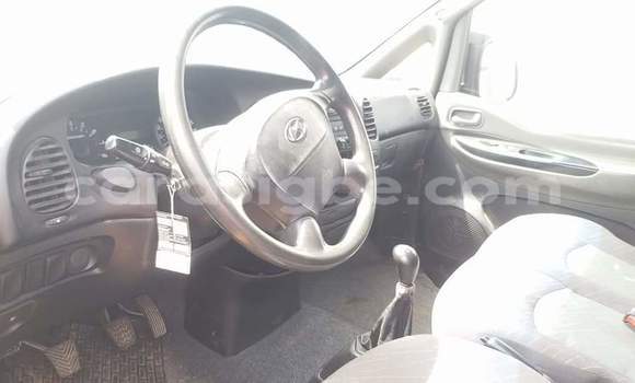 Buy Used Hyundai H1 Red Car in Lome in Togo Buy Used Hyundai H1 Red Car in Lome in Togo