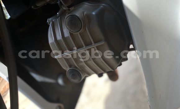 Buy Used Haojue Lucky White Bike in Lome in Togo Buy Used Haojue Lucky White Bike in Lome in Togo