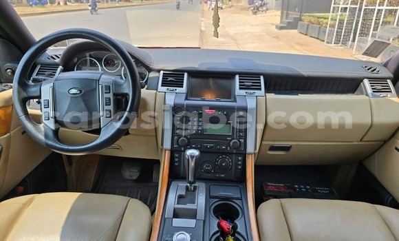 Acheter Occasion Voiture Range Rover Range Rover Rouge à Lomé, Togo Acheter Occasion Voiture Range Rover Range Rover Rouge à Lomé, Togo