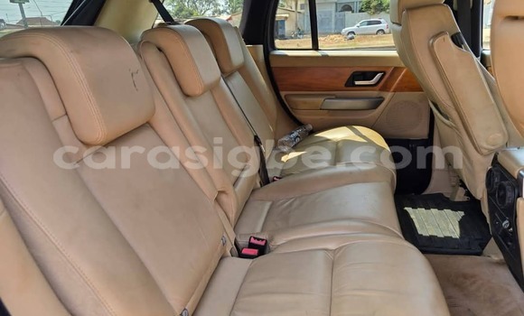 Acheter Occasion Voiture Range Rover Range Rover Rouge à Lomé, Togo Acheter Occasion Voiture Range Rover Range Rover Rouge à Lomé, Togo