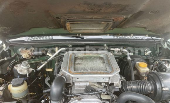 Buy Used Nissan Navara Green Car in Lome in Togo Buy Used Nissan Navara Green Car in Lome in Togo