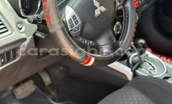 Acheter Occasion Voiture Mitsubishi Outlander Noir à Lomé, Togo Acheter Occasion Voiture Mitsubishi Outlander Noir à Lomé, Togo