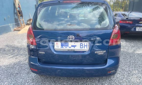 Buy Used Toyota Corolla Verso Blue Car in Lome in Togo Buy Used Toyota Corolla Verso Blue Car in Lome in Togo