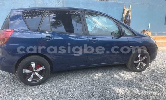 Buy Used Toyota Corolla Verso Blue Car in Lome in Togo Buy Used Toyota Corolla Verso Blue Car in Lome in Togo