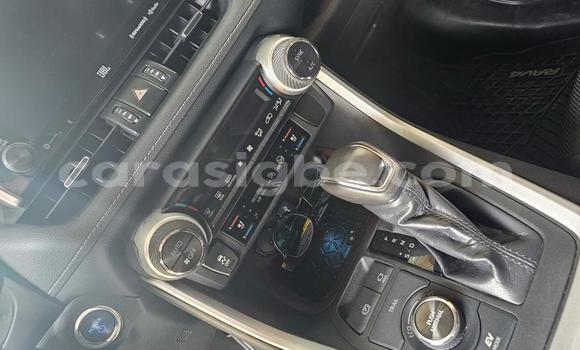 Acheter Occasion Voiture Toyota Corolla Cross Beige à Lomé, Togo Acheter Occasion Voiture Toyota Corolla Cross Beige à Lomé, Togo