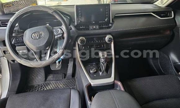 Acheter Occasion Voiture Toyota Corolla Cross Beige à Lomé, Togo Acheter Occasion Voiture Toyota Corolla Cross Beige à Lomé, Togo