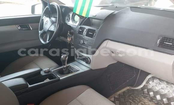 Buy Used Mercedes‒Benz 200 Silver Car in Lome in Togo Buy Used Mercedes‒Benz 200 Silver Car in Lome in Togo