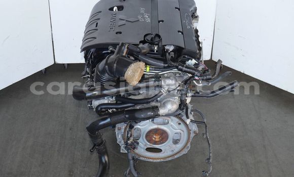 Acheter MITSUBISHI LANCER ES 2.0L à Lomé, Togo Acheter MITSUBISHI LANCER ES 2.0L à Lomé, Togo