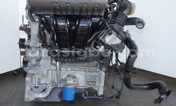 Acheter MITSUBISHI LANCER ES 2.0L à Lomé, Togo Acheter MITSUBISHI LANCER ES 2.0L à Lomé, Togo