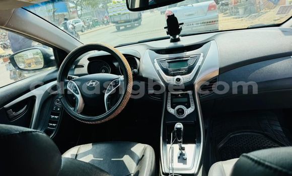 Acheter Occasion Voiture Hyundai Elantra Gris à Lomé, Maritime Acheter Occasion Voiture Hyundai Elantra Gris à Lomé, Maritime