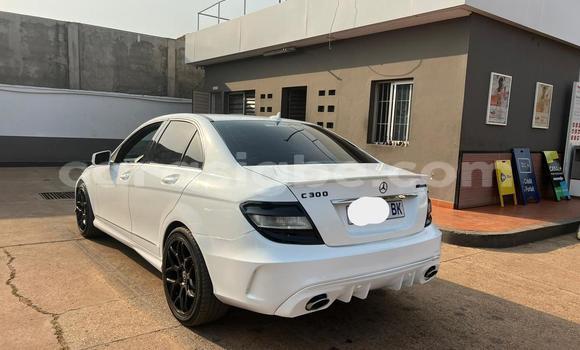 Buy Used Mercedes‒Benz C–Class White Car in Lome in Togo Buy Used Mercedes‒Benz C–Class White Car in Lome in Togo