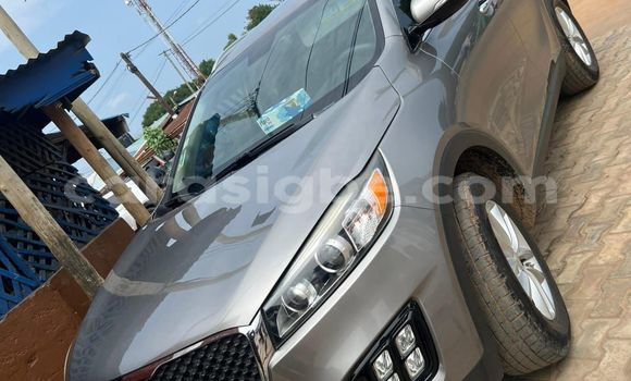Acheter Occasion Voiture Kia Sorento Gris à Lomé, Togo Acheter Occasion Voiture Kia Sorento Gris à Lomé, Togo