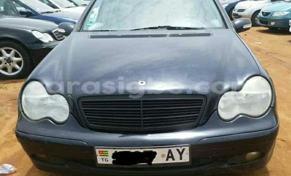 Buy Used Mercedes‒Benz C–Class Black Car in Lome in Togo Buy Used Mercedes‒Benz C–Class Black Car in Lome in Togo