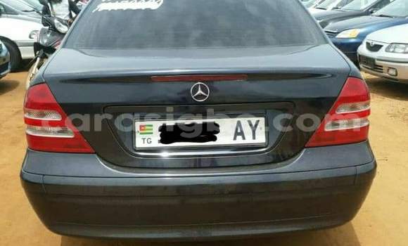Buy Used Mercedes‒Benz C–Class Black Car in Lome in Togo Buy Used Mercedes‒Benz C–Class Black Car in Lome in Togo