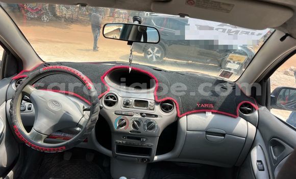 Buy Used Toyota Yaris Blue Car in Lome in Togo Buy Used Toyota Yaris Blue Car in Lome in Togo