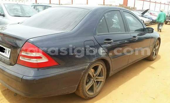 Buy Used Mercedes‒Benz C–Class Black Car in Lome in Togo Buy Used Mercedes‒Benz C–Class Black Car in Lome in Togo