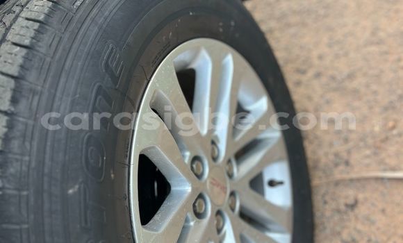 Acheter Occasion Voiture GMC Canyon Blanc à Lomé, Togo Acheter Occasion Voiture GMC Canyon Blanc à Lomé, Togo