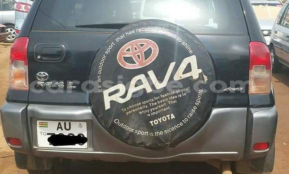 Acheter Occasion Voiture Toyota RAV4 Noir à Lomé, Togo Acheter Occasion Voiture Toyota RAV4 Noir à Lomé, Togo