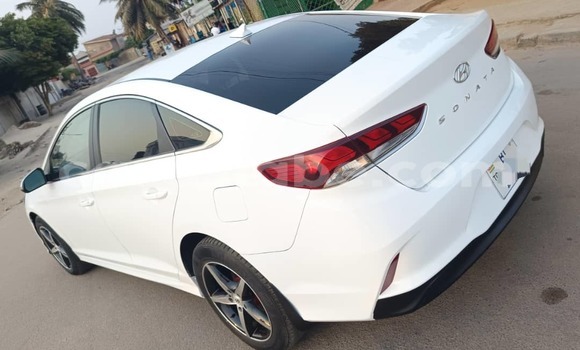 Acheter Occasion Voiture Hyundai Sonata Blanc à Lomé, Togo Acheter Occasion Voiture Hyundai Sonata Blanc à Lomé, Togo