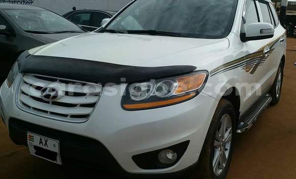 Buy Used Hyundai Santa Fe White Car in Lome in Togo Buy Used Hyundai Santa Fe White Car in Lome in Togo