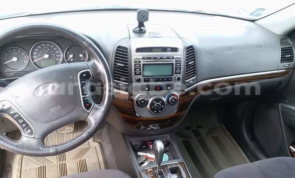 Buy Used Hyundai Santa Fe White Car in Lome in Togo Buy Used Hyundai Santa Fe White Car in Lome in Togo