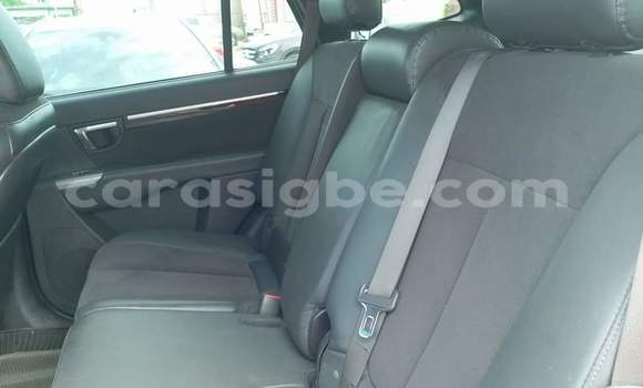 Buy Used Hyundai Santa Fe White Car in Lome in Togo Buy Used Hyundai Santa Fe White Car in Lome in Togo