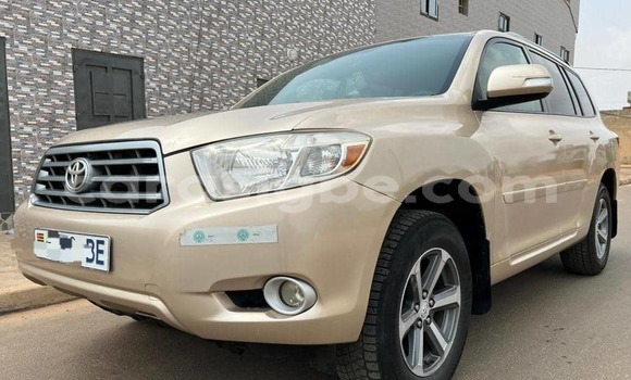 Acheter Occasion Voiture Toyota Highlander Beige à Lomé, Maritime Acheter Occasion Voiture Toyota Highlander Beige à Lomé, Maritime
