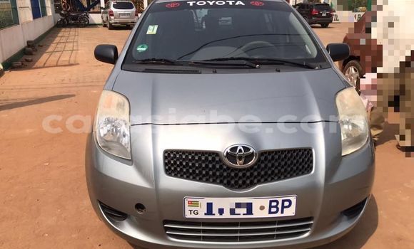 Buy Used Toyota Yaris Silver Car in Lome in Togo Buy Used Toyota Yaris Silver Car in Lome in Togo