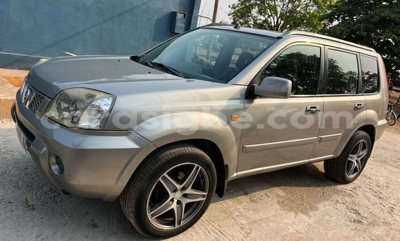 Buy Used Nissan X–Trail Brown Car in Lome in Togo Buy Used Nissan X–Trail Brown Car in Lome in Togo